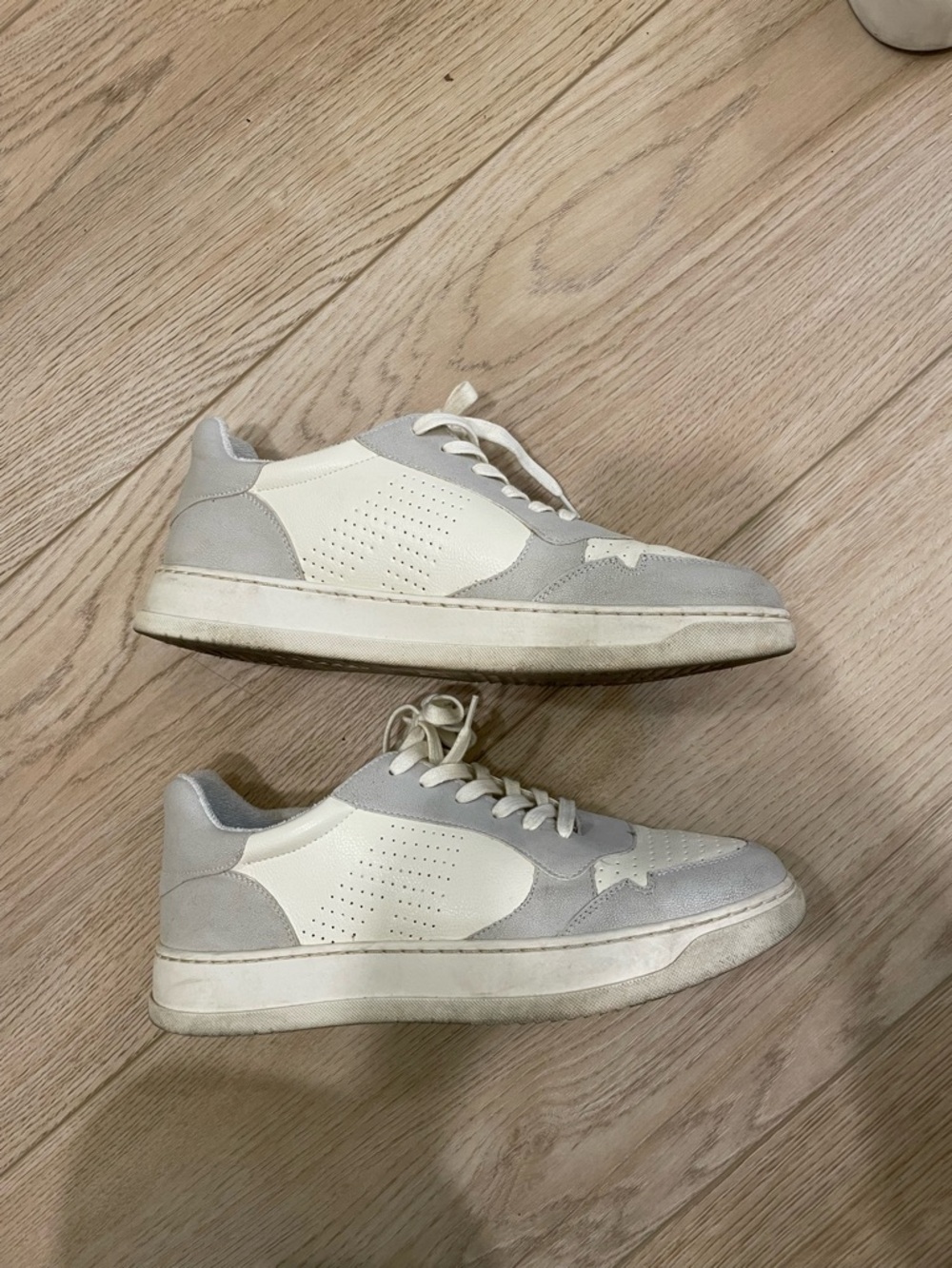 MIA Cream and Light Gray Mixed-Material Sneakers